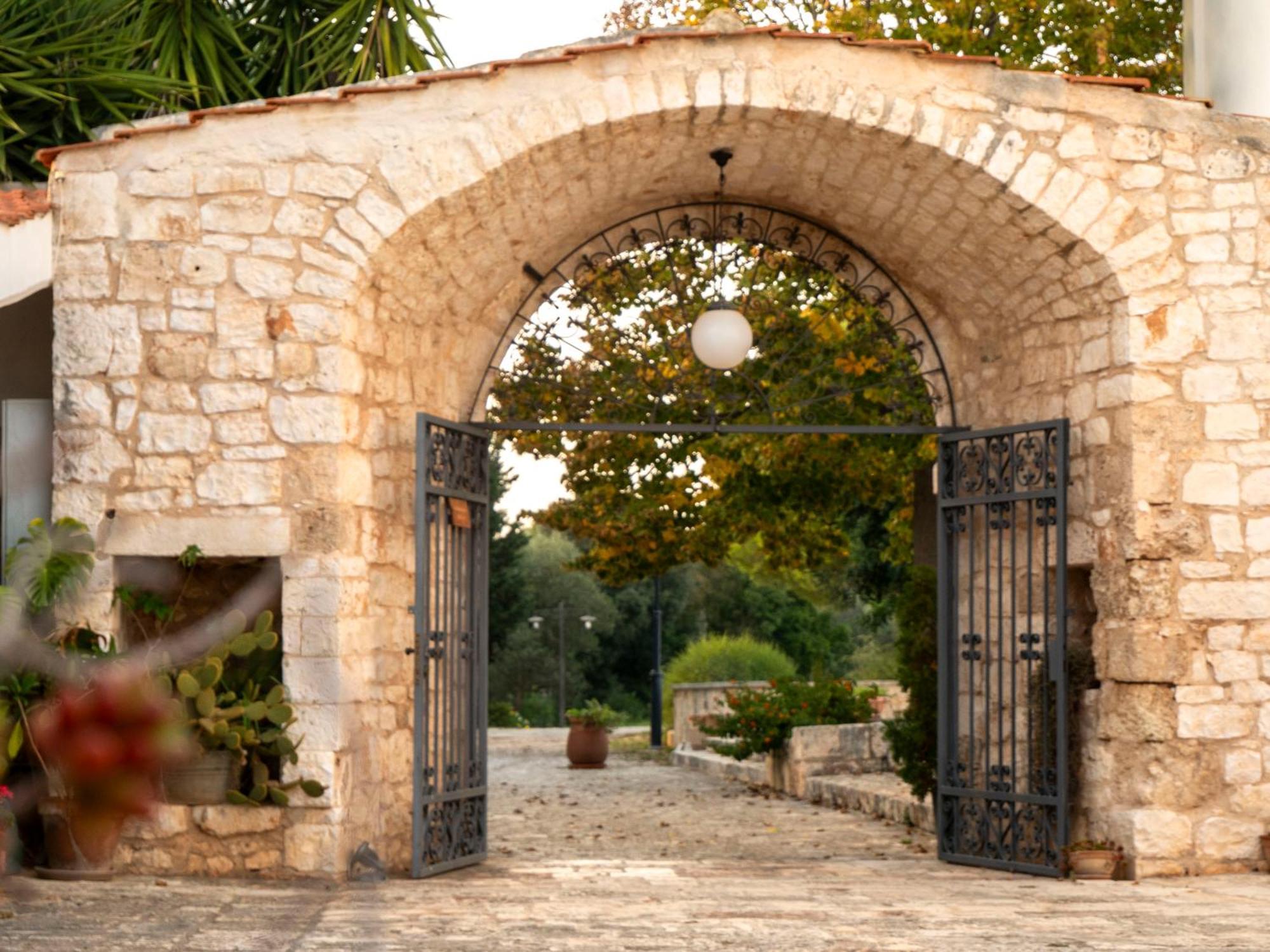 Masseria Del Crocifisso Полиньяно-а-Маре Экстерьер фото